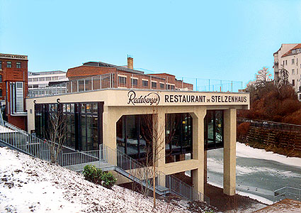 Originalarbeit der Tischlerei Popp: Restaurant Stelzenhaus